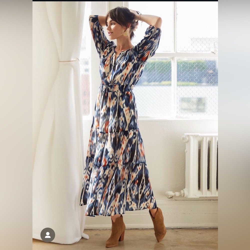 👉🏼LIKE NEW👈🏼 Women’s Liverpool Gathered Viscose Mid-Calf Bold Color Dress Lg.